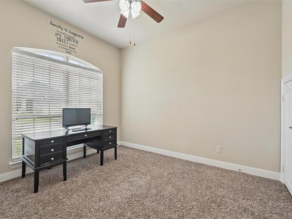 124  Griffin Avenue , Fate Texas 75189