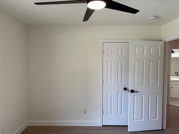 1906  Buffalo Bend Drive , Lewisville Texas 75067