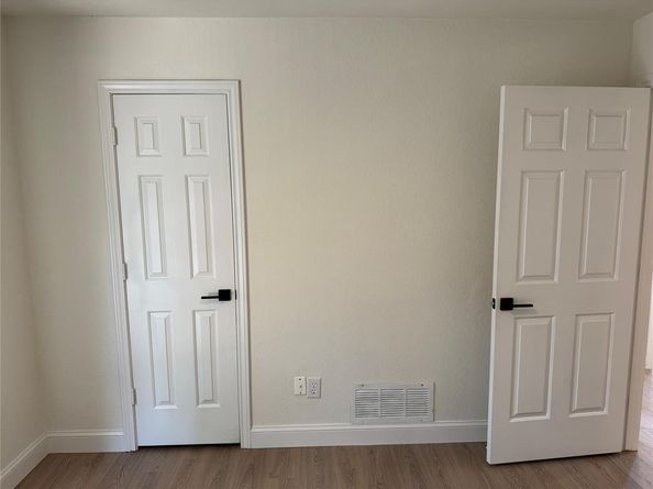 1906  Buffalo Bend Drive , Lewisville Texas 75067