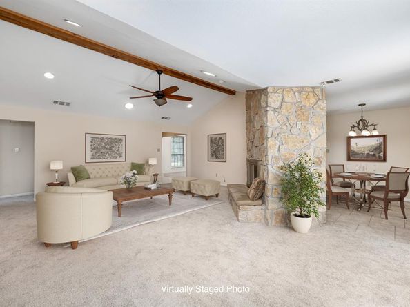 2126  Los Robles Street , Grapevine Texas 76051