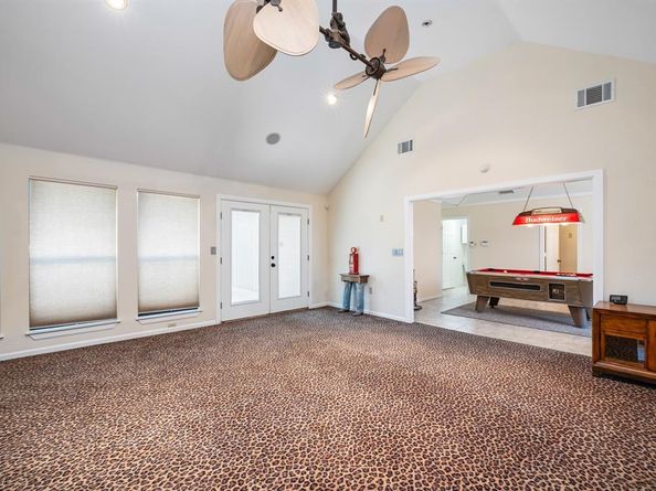 2126  Los Robles Street , Grapevine Texas 76051