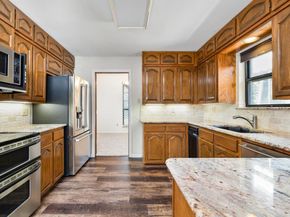 2126  Los Robles Street , Grapevine Texas 76051