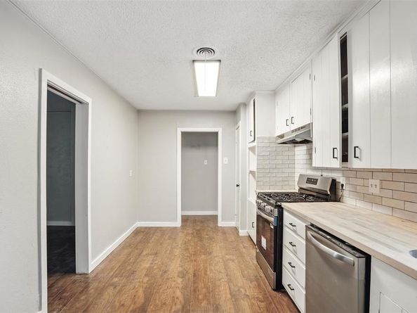 5253  Trail Lake Drive , Fort Worth Texas 76133