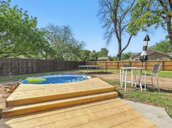 5200  Barbara Road , River Oaks Texas 76114