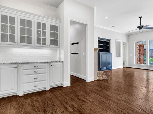 5965  GLENDOWER Lane , Plano Texas 75093