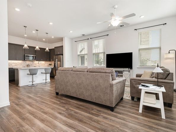 4712  Craymore Road , Dallas Texas 75228