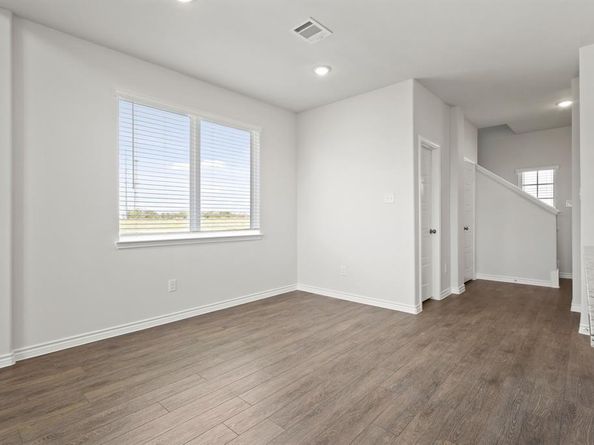 7017  Trestle Street , Fort Worth Texas 76036