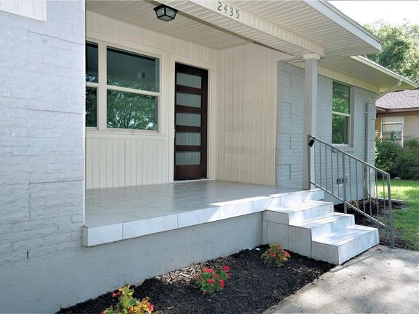 2435  Hillsboro Avenue , Dallas Texas 75228