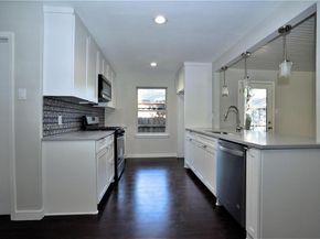 2435  Hillsboro Avenue , Dallas Texas 75228