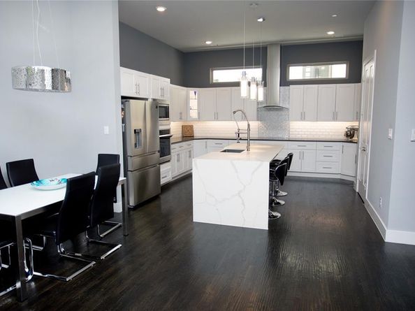 3170  Carmel Street  105, Dallas Texas 75204