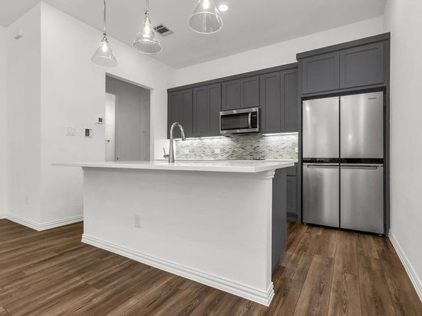 7572  Laburnam Road , Dallas Texas 75228