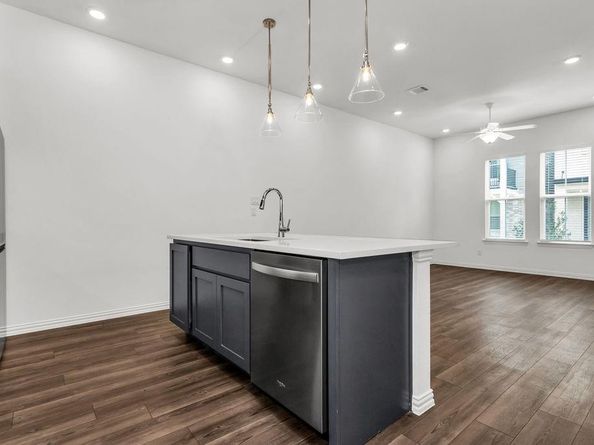 7572  Laburnam Road , Dallas Texas 75228