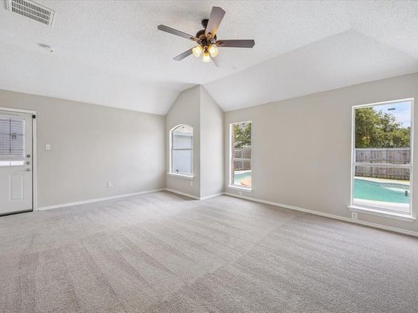 3124  Creek Crossing Road , Mesquite Texas 75181