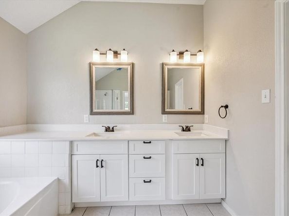 3124  Creek Crossing Road , Mesquite Texas 75181