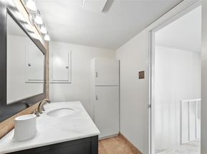2702  Douglas Avenue  150, Dallas Texas 75219