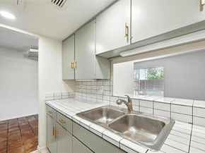 2702  Douglas Avenue  150, Dallas Texas 75219