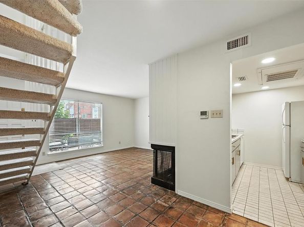 2702  Douglas Avenue  150, Dallas Texas 75219