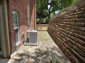 8601  Park Lane  312, Dallas Texas 75231
