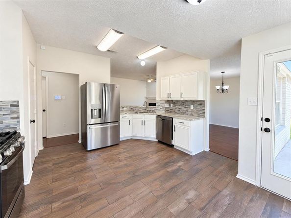 4541  Crystal Lane , Garland Texas 75043