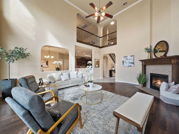 904  Amherst Drive , DeSoto Texas 75115