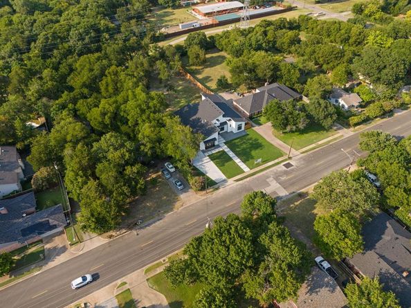 3115  GIBBS WILLIAMS Road , Dallas Texas 75233