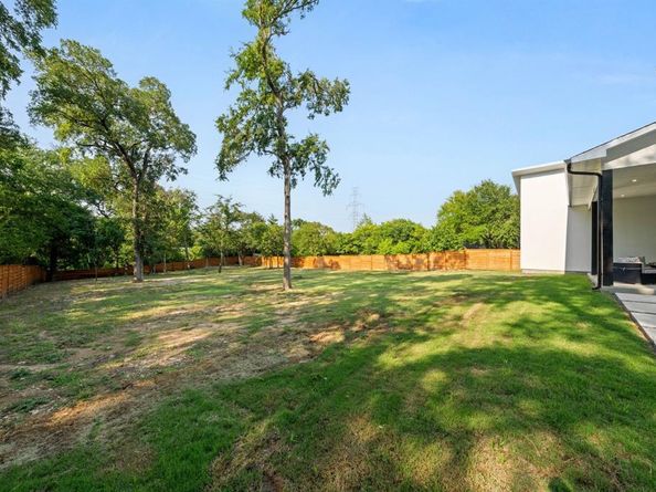 3115  GIBBS WILLIAMS Road , Dallas Texas 75233