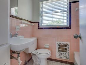 522  Mayrant Drive , Dallas Texas 75224