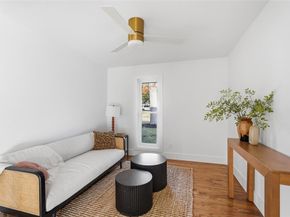 4007  Echo Glen Drive , Dallas Texas 75244