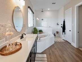 2816  Monument Court , Heath Texas 75126