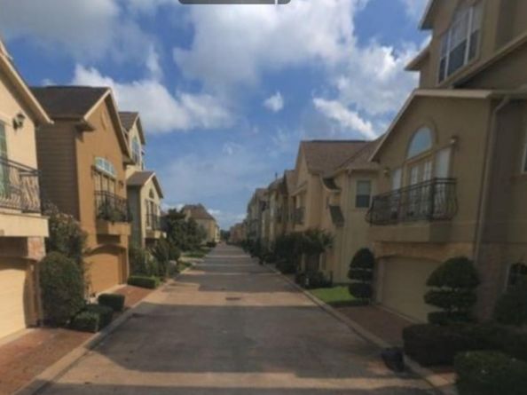 9007  Harbor Hills Drive , Houston Texas 77054