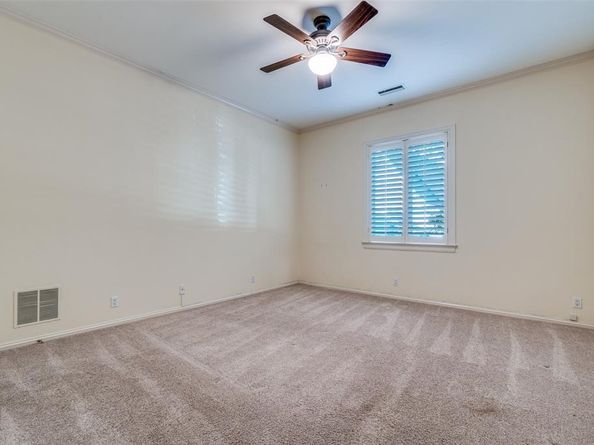 34  Stonecourt Circle , Dallas Texas 75225