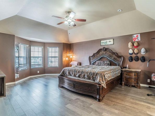 3934  Harlingen Street , Dallas Texas 75212