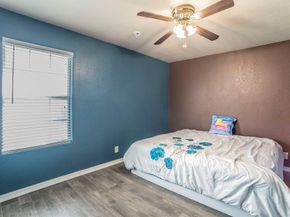 3934  Harlingen Street , Dallas Texas 75212