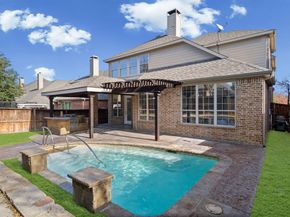 8505  Bayberry Avenue , Lantana Texas 76226