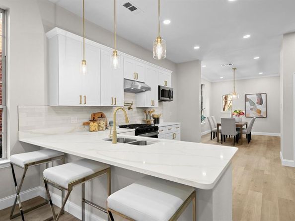 8505  Bayberry Avenue , Lantana Texas 76226