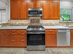 6802  Vivian Avenue , Dallas Texas 75223