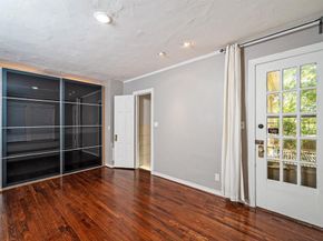 6802  Vivian Avenue , Dallas Texas 75223