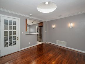 6802  Vivian Avenue , Dallas Texas 75223