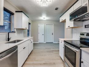 821  Sequoia Drive , Lancaster Texas 75146