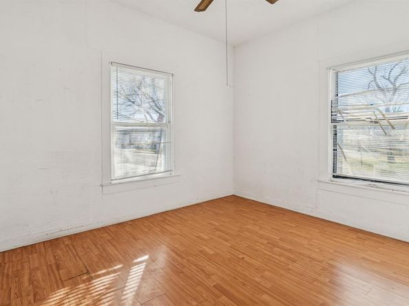 319  Mckinney Street , Mesquite Texas 75149