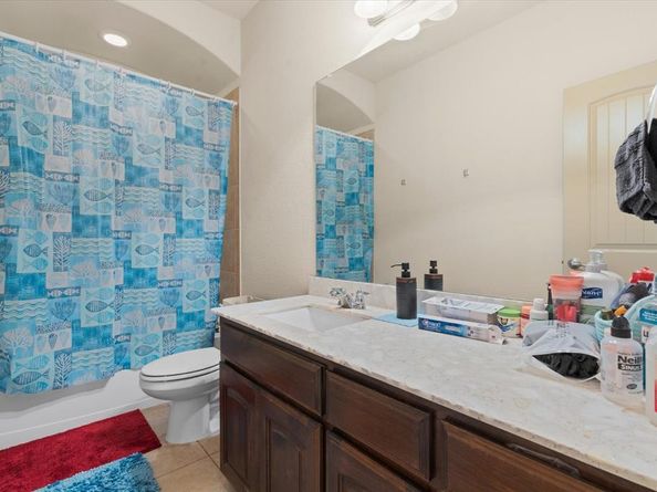 1313  MEADOWLAKES Drive , Azle Texas 76020