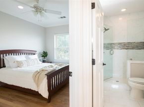 3867  Beutel Court , Dallas Texas 75229