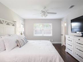 3867  Beutel Court , Dallas Texas 75229