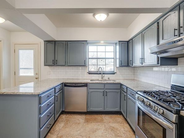 6604  Locke Avenue , Fort Worth Texas 76116