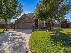 108  Bosque Court , Azle Texas 76020