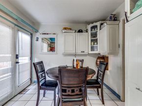 9843  Park Lane Court , Dallas Texas 75220