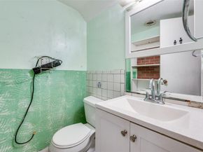 9843  Park Lane Court , Dallas Texas 75220