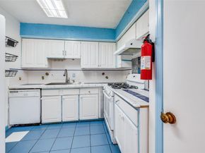 9843  Park Lane Court , Dallas Texas 75220