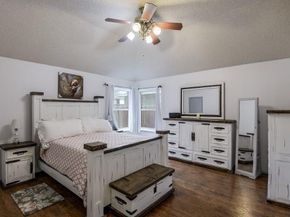 2813  White Oak Drive , Grand Prairie Texas 75052