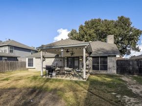 2813  White Oak Drive , Grand Prairie Texas 75052